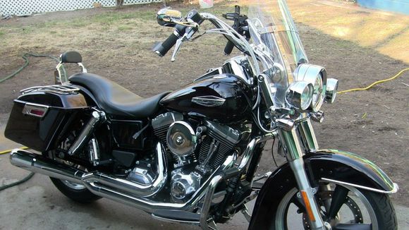 Magnum mirrors on Trident stems w/ Boss blades air cleaner cover
