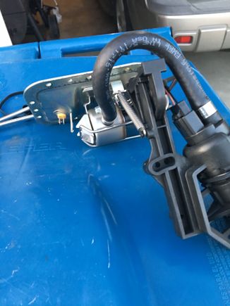 Closer look at the hinge