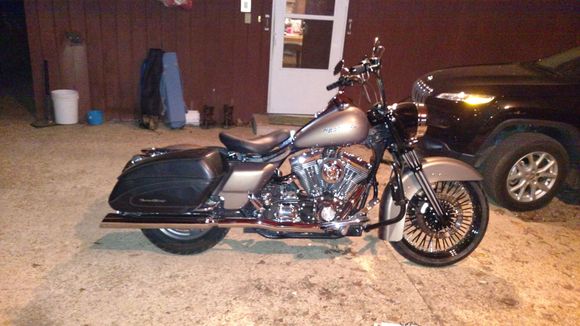 After the new seat install. 04 custom