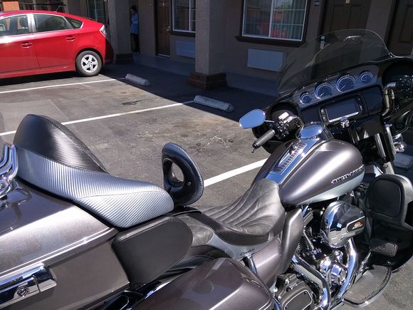 You can see it in this pic.