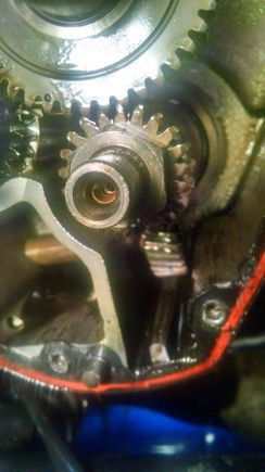 Key pin sheared on the oil pump drive shaft.. very late night in the garage tonight..