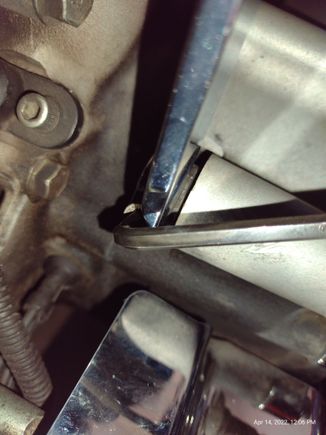 Removing the rear lever 