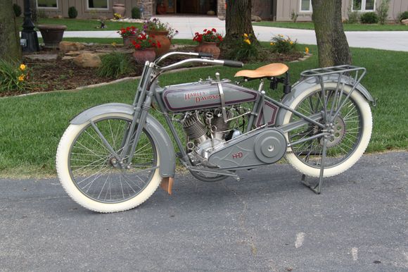 Here she is all gussied up........