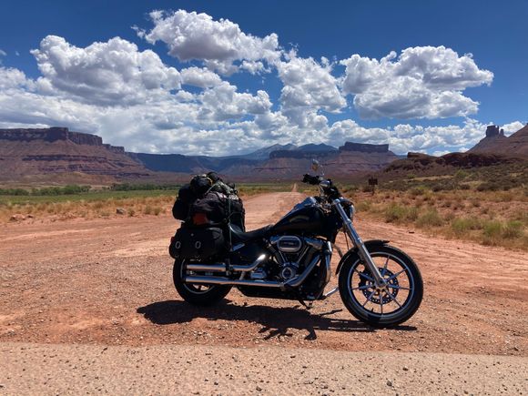 This my touring setup,(tent, sleeping bag, etc) wondering who else tours on a Softtail, Dyna or Sportsters.