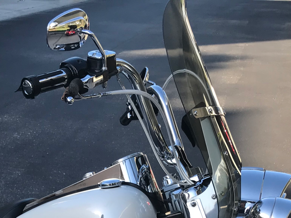 4" risers instead of changing the whole handlebars for more comfort... depending on the angke they can go from 16" to 18"