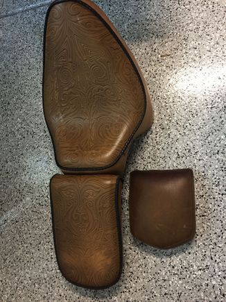 Seat, attached pillion, backrest pad