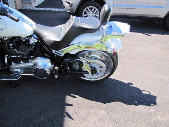 Seat, Sissy, Back rest pad, rack, Laydown plate