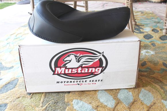 Mustang Vintage Solo Seat