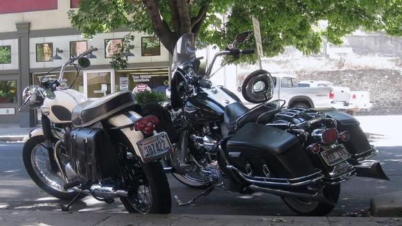 1967 Triumph and 2007 Road King
