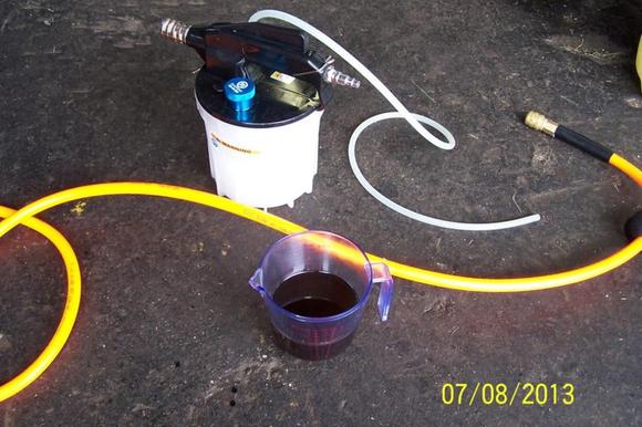 Changing Shock Oil 2