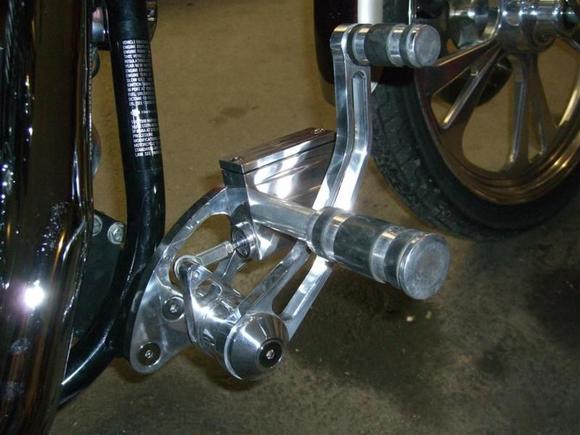 My custom 3" ext forward control brackets.