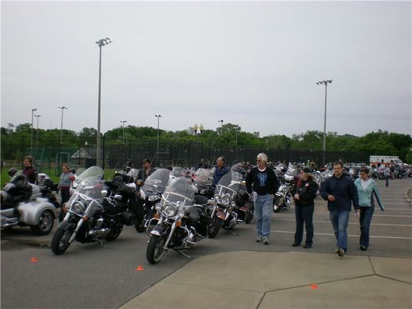 Nice showing, about 200 is my guess were riding.