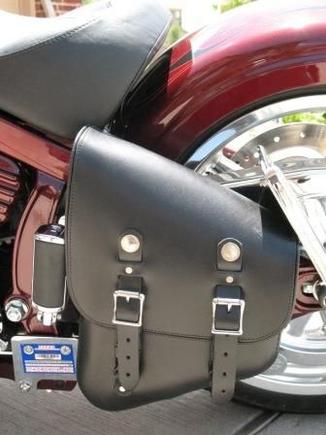 Leatherworks Swingarm Bag