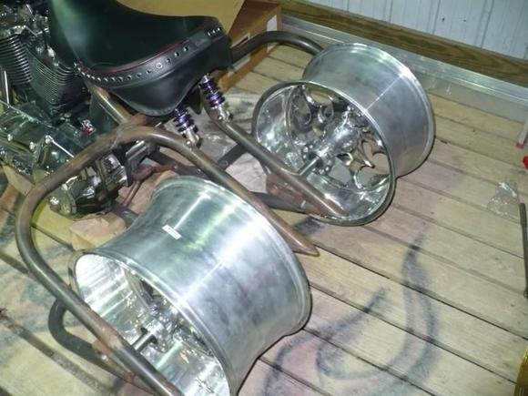 Trike 11
Now that is what I am talking about picture this with 2 300's on. I feel sorry for all the guys out there that can only have 1 *LOL* 
We got the axles polished now and ditched the broom handle