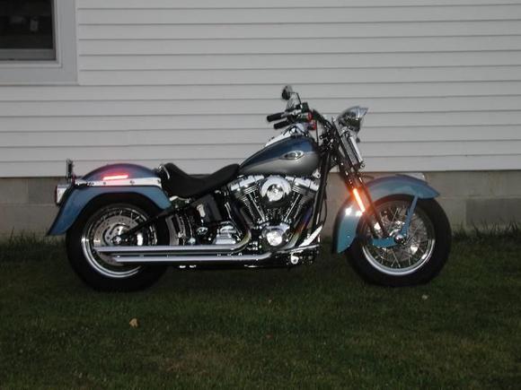 My 05 Classic Springer added the Deluxe seat.. Like that chrome rail..
