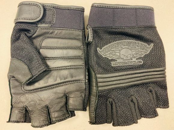 Winged Skull Fingerless Gloves 98277-14VM
