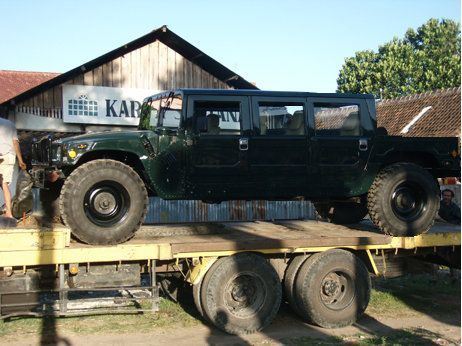 limo hmmwv