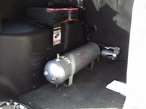3 Gal Tank mounted in the Trunk