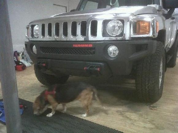 Front finished after paint and painting the bolts and HUMMER sign red
