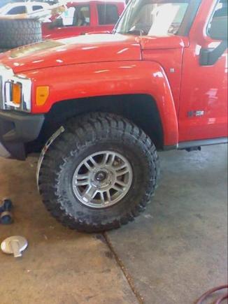 New Toyo 35's.