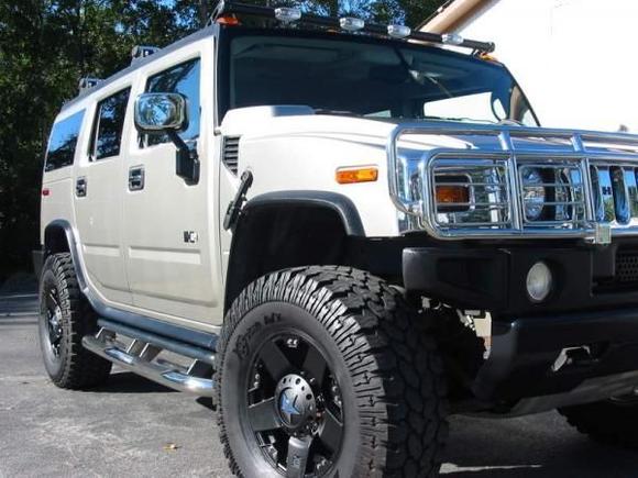 10 miles a gallon - Awe what the hell, it looks good doing it.