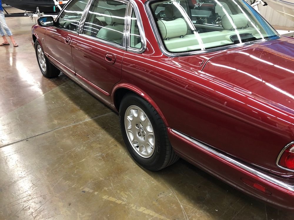 2003 Jaguar XJ8 - Beautiful 2003 Jaguar XJ8 in Great Condition for Sale - Used - VIN SAJDA14C03LF53943 - 69,550 Miles - 8 cyl - 2WD - Automatic - Sedan - Red - Hendersonville, NC 28379, United States