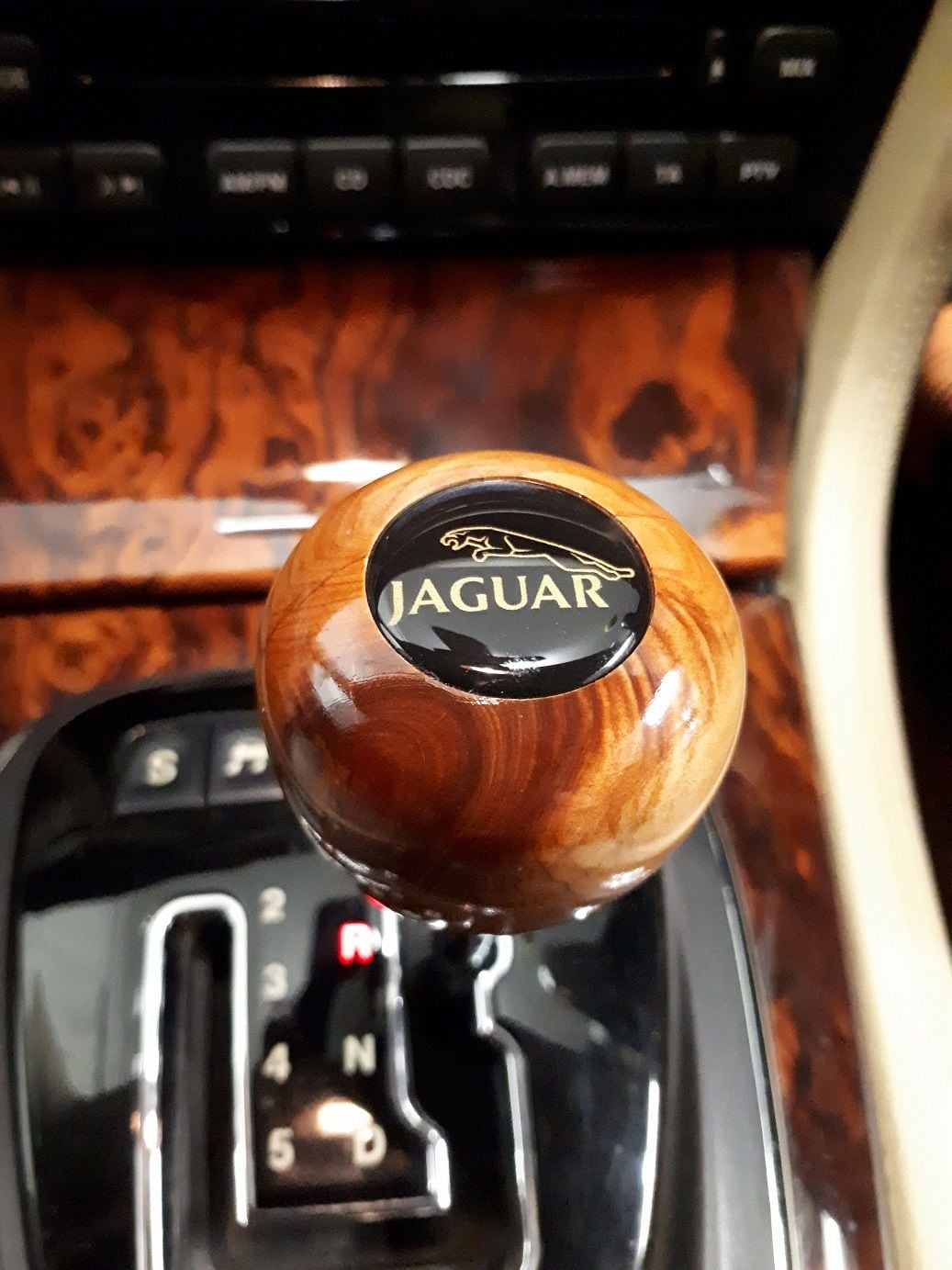Interior/Upholstery - Gear stick knobs - New - 1990 to 2009 Jaguar XJ - Australia