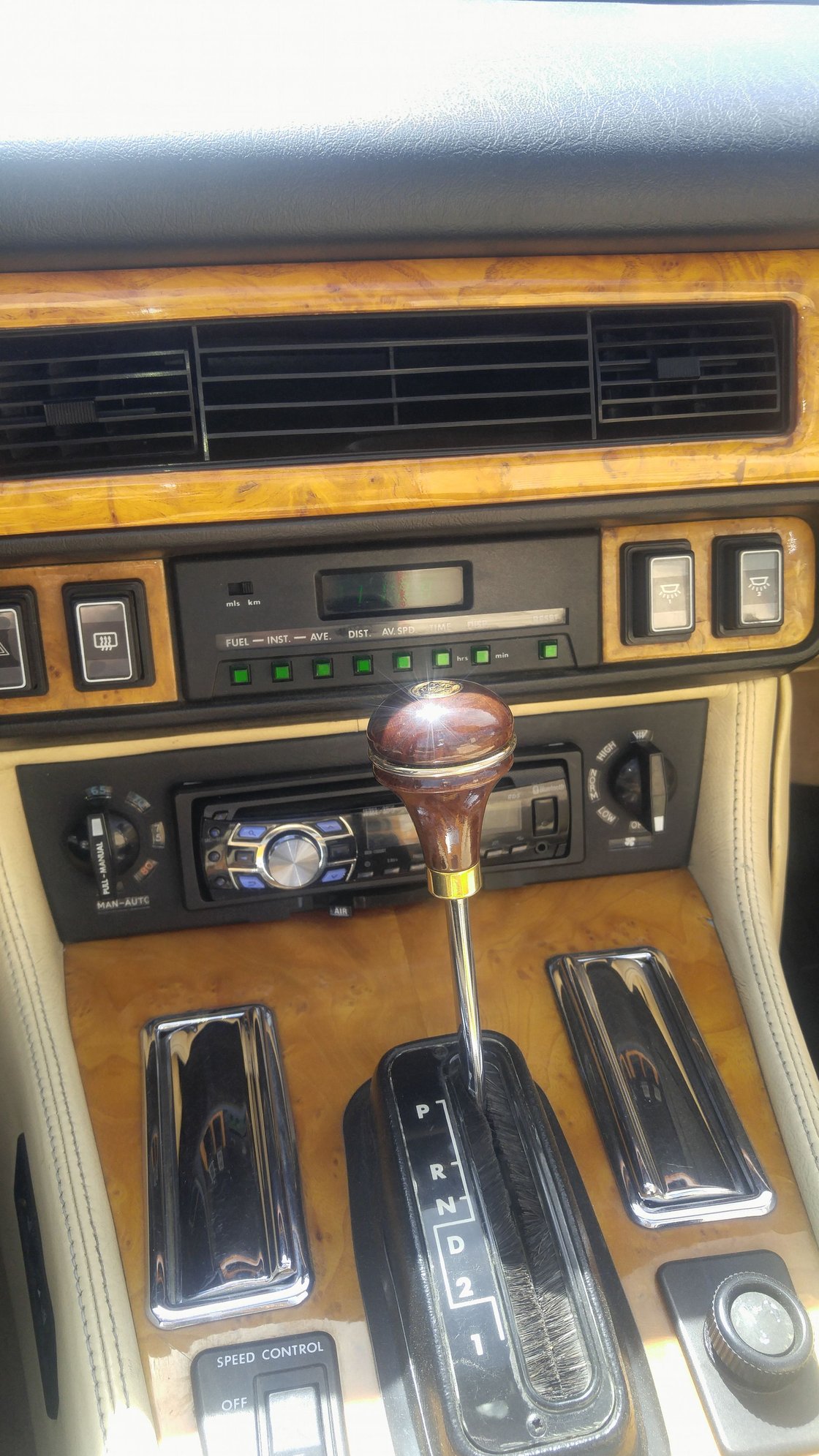 1991 Jaguar XJS - rarest of rare 1991 XJ-S classic collection V-12 cabriolet - Used - VIN SAJTW4843MC177741 - 56,001 Miles - 12 cyl - 2WD - Automatic - Convertible - Red - Calgary, AB T2Z3H7, Canada