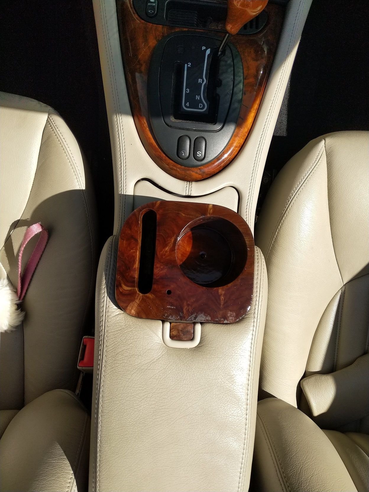 I finally LOVE my cup holder! Jaguar Forums Jaguar Enthusiasts Forum