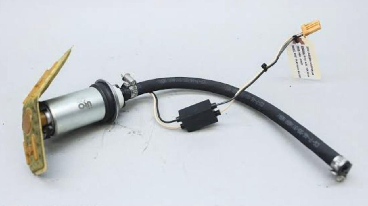 What is the black thing on the fuel pump wire ?