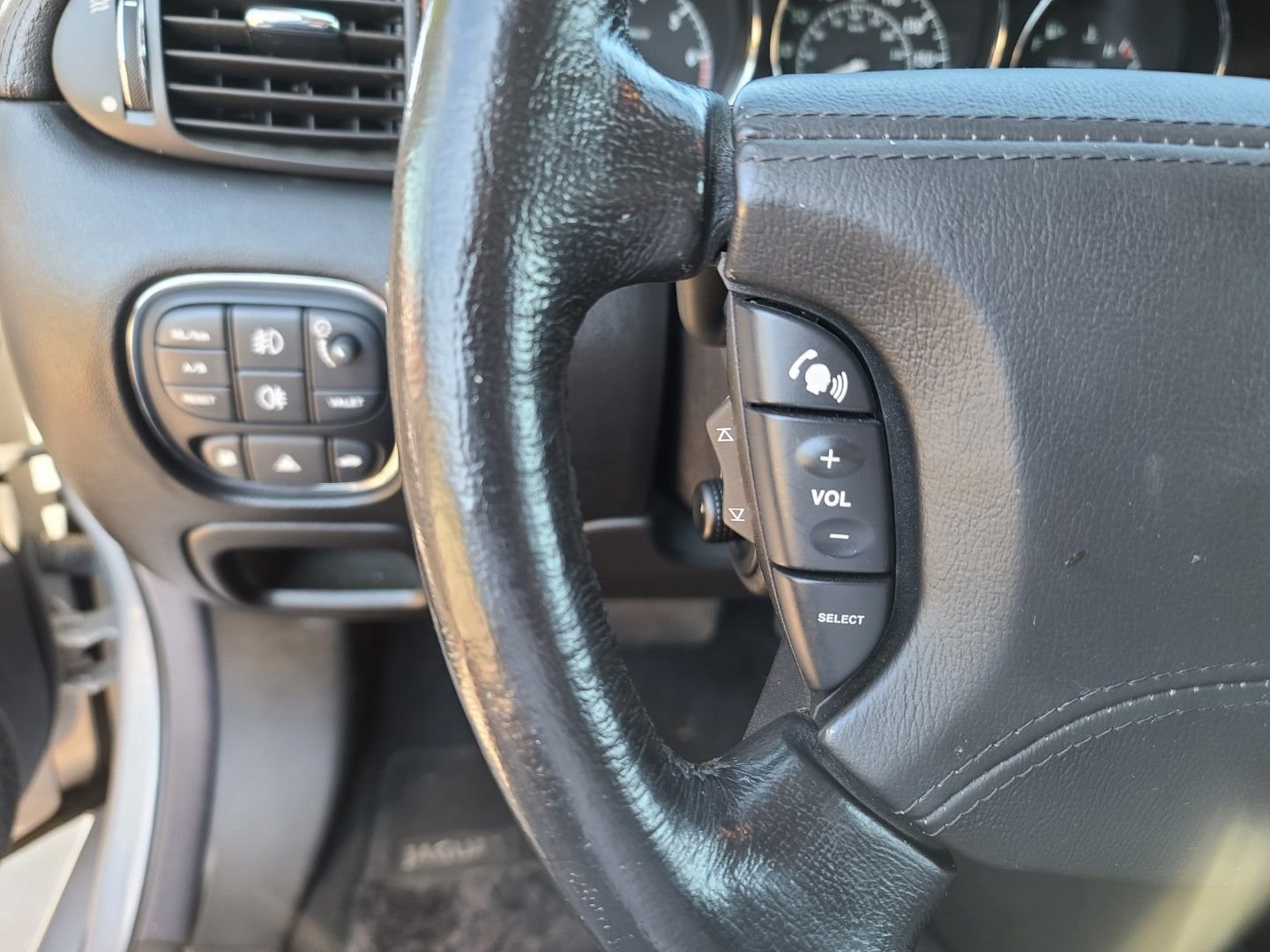 2006 Jaguar Super V8 - 2006 Jaguar Supercharged (Super V8) - Used - VIN SAJWA82C26TG49890 - 73,100 Miles - 8 cyl - 2WD - Automatic - Sedan - Silver - Valley Center, CA 92027, United States