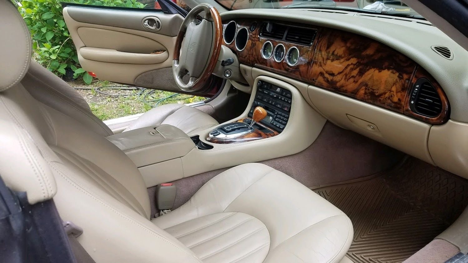2006 Jaguar XK8 - For Sale: 2006 Jaguar XK8 - Used - VIN sajda42c562a45532 - 86,000 Miles - 8 cyl - 2WD - Automatic - Convertible - Red - Mccaysville, GA 30555, United States