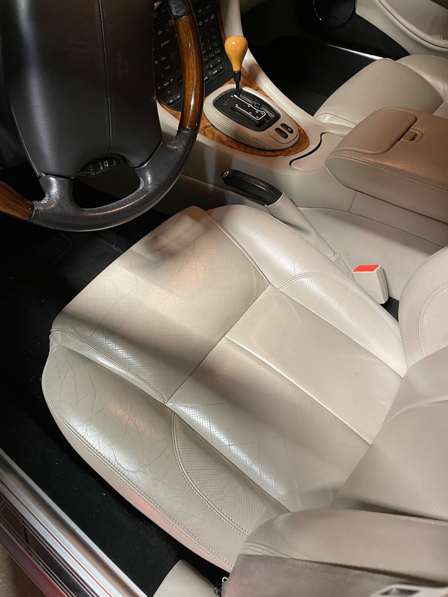 2000 Jaguar XJR - Extremely clean 2000 XJR 90k miles - Used - VIN Wmwsv3c59bty13385 - 90,000 Miles - 8 cyl - 2WD - Automatic - Sedan - Silver - Oswego, IL 60543, United States