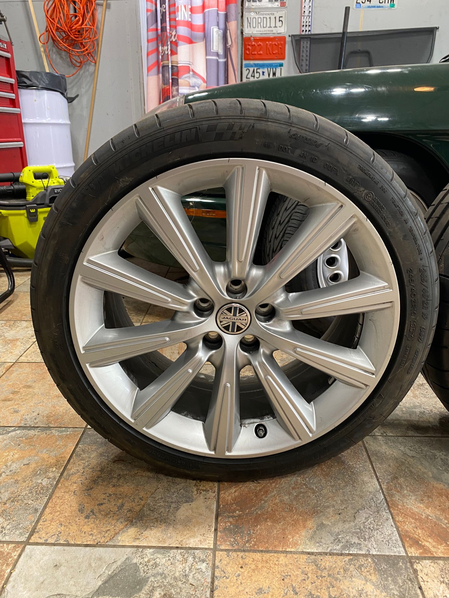 Wheels and Tires/Axles - F-Typer 19” wheels (stock) and Michelin Pilot Sport 4S/Super Sport Tires - Used - 2013 to 2023 Jaguar F-Type - Minneapolis, MN 55126, United States