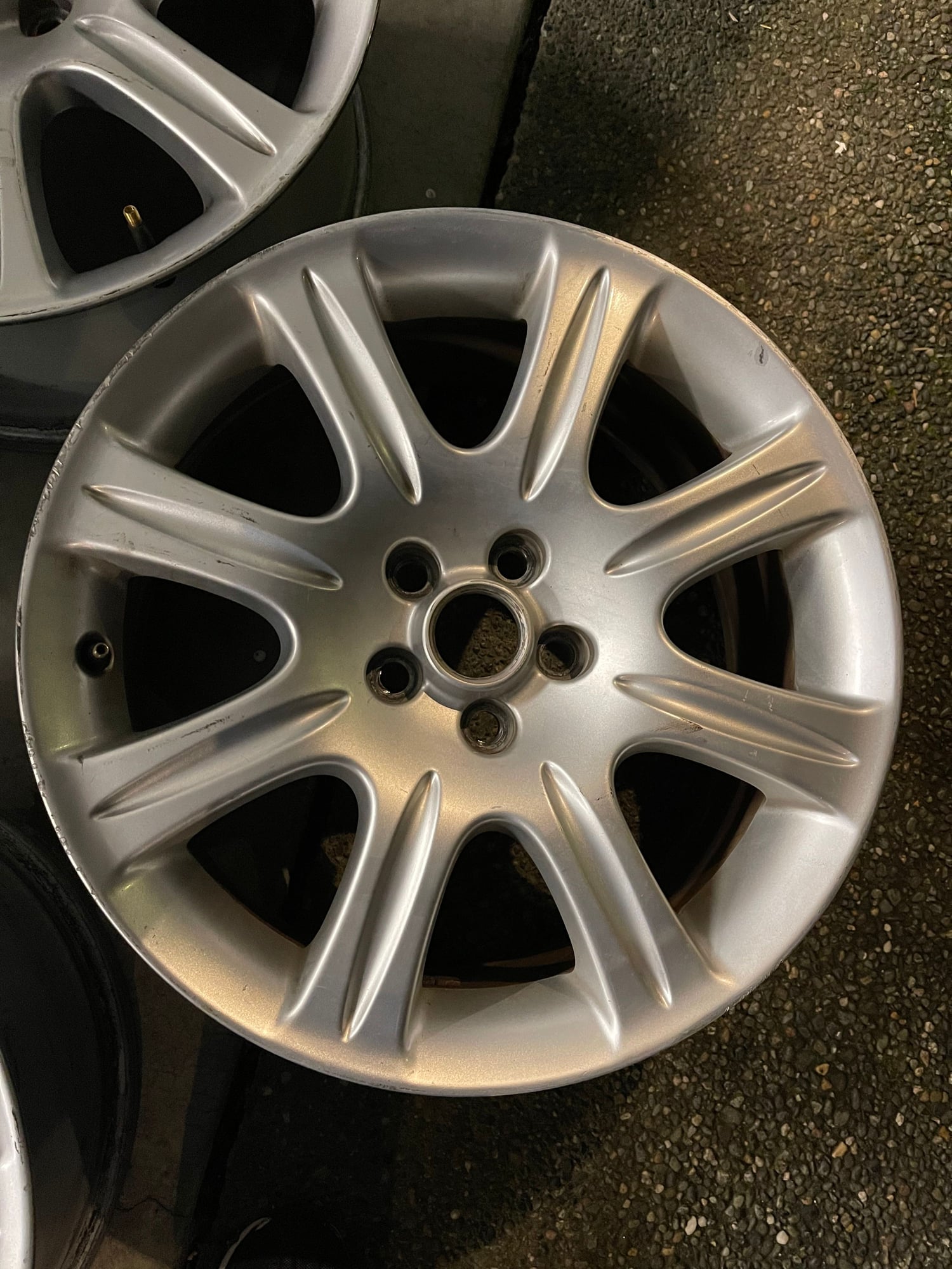 Wheels and Tires/Axles - XJ8 Dynamic 18x8 rims - set of 4.  8 on a scale if 10 - Used - 2004 to 2009 Jaguar XJ8 - Seattle, WA 98101, United States