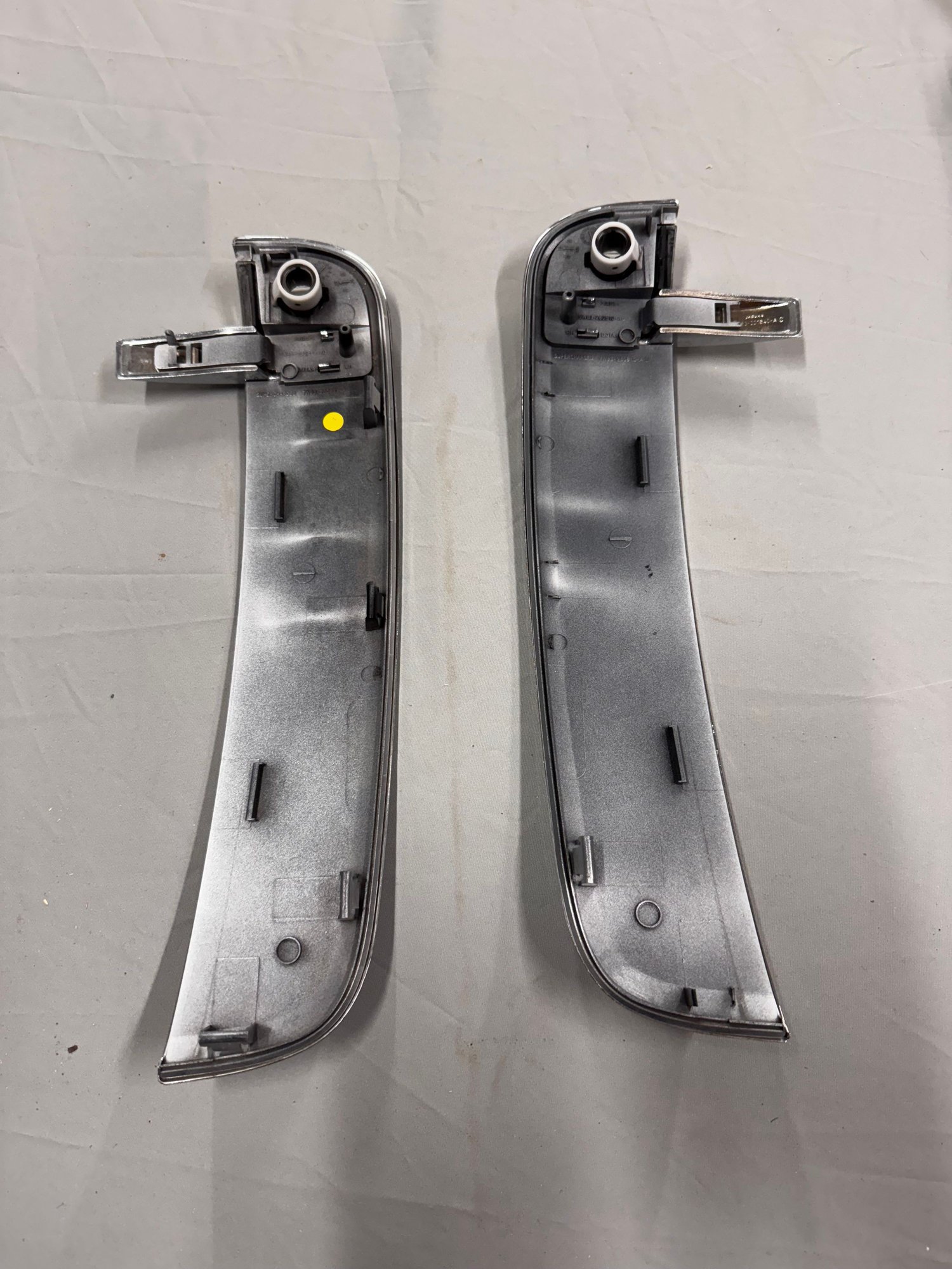 Lights - Marker light lamp fender mount - Used - 2007 to 2009 Jaguar XK150 - Qualicum Beach, BC V9K2G8, Canada