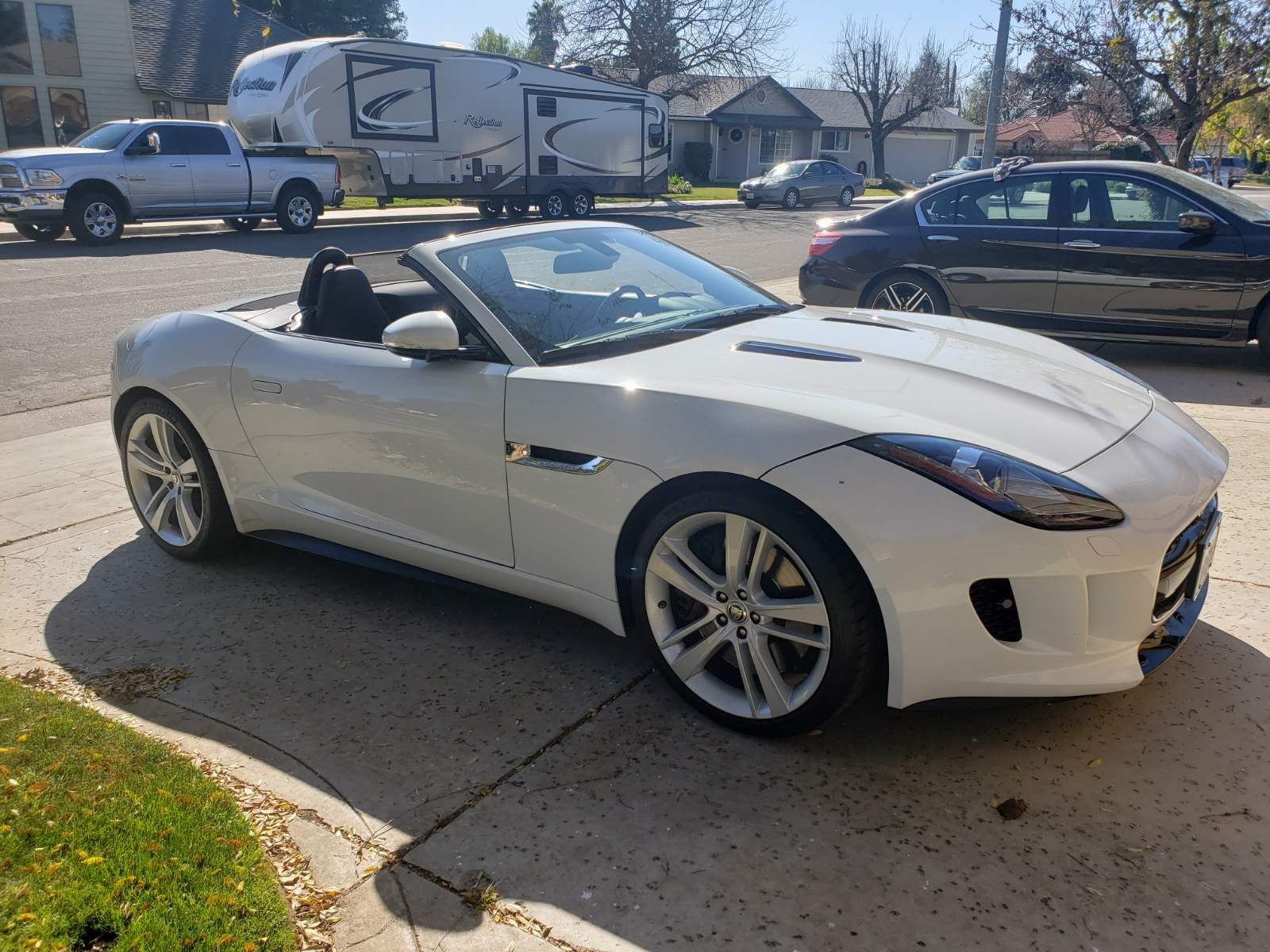 2014 Jaguar F-Type - 2014 Jaguar V8S - Used - VIN SAJWA6GL1EMK07752 - 56,300 Miles - 8 cyl - 2WD - Automatic - Convertible - White - Fresno, CA 93711, United States