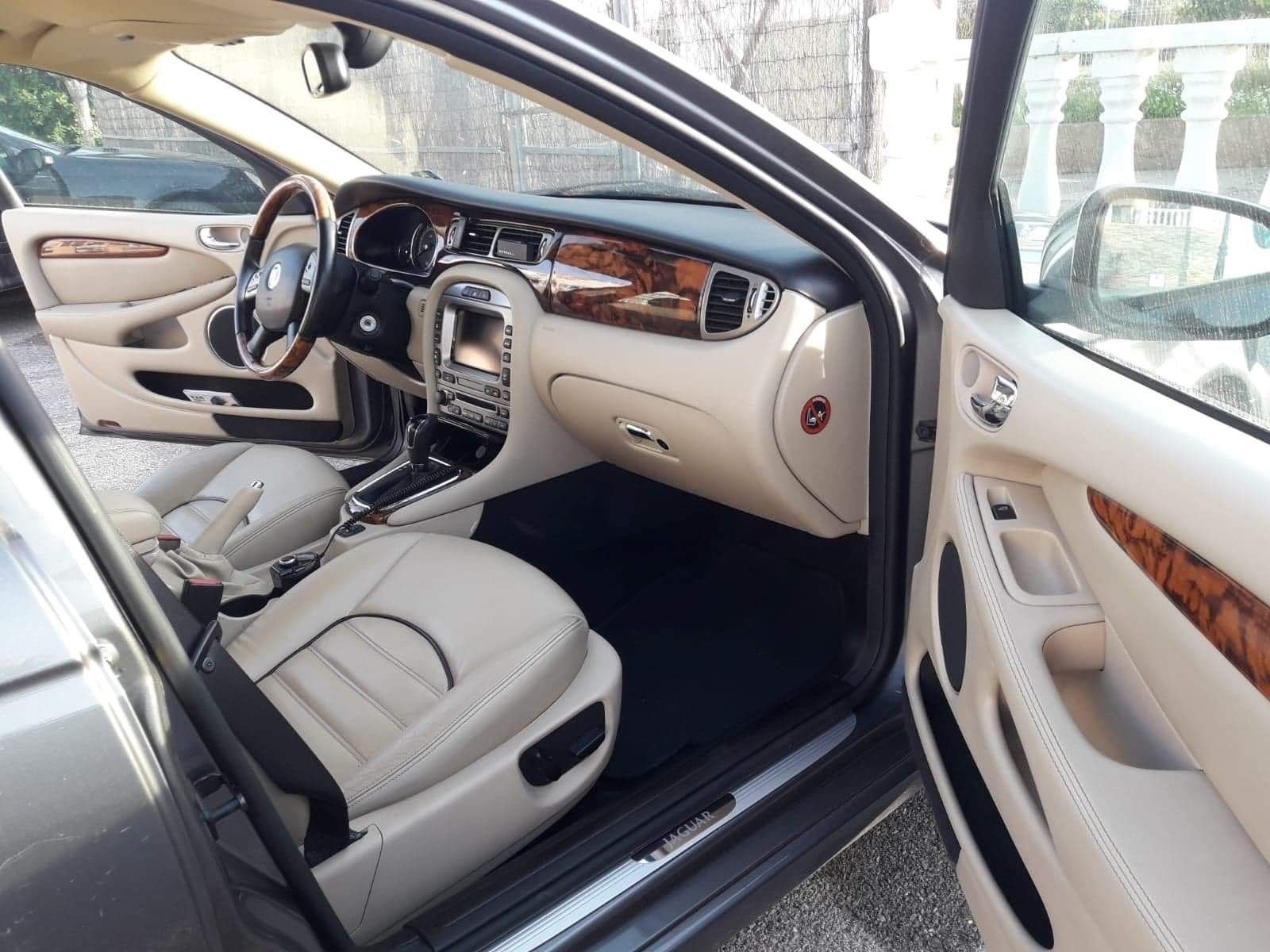 2009 Jaguar Vanden Plas - Jaguar xtype 2.2D executive 145HP - Used - VIN Sajac52m21xc08306 - 88,865 Miles - 6 cyl - 2WD - Automatic - Sedan - Other - Torrevieja, Spain