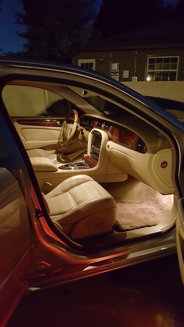 2004 Jaguar Vanden Plas - 2004 Jaguar XJ Vanden Plas Pampered and Well Maintained - Used - VIN SAJWA74C64SG22928 - 126,000 Miles - 8 cyl - 2WD - Automatic - Sedan - Silver - Winnetka, CA 91306, United States