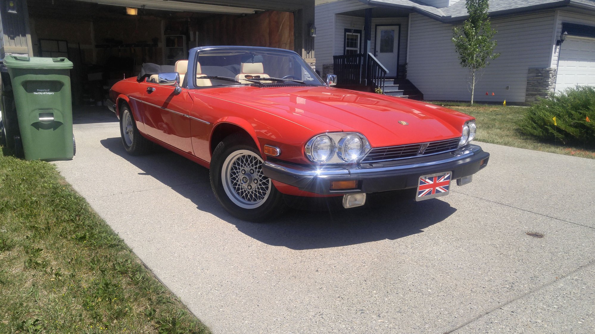 1991 Jaguar XJS - rarest of rare 1991 XJ-S classic collection V-12 cabriolet - Used - VIN SAJTW4843MC177741 - 56,001 Miles - 12 cyl - 2WD - Automatic - Convertible - Red - Calgary, AB T2Z3H7, Canada