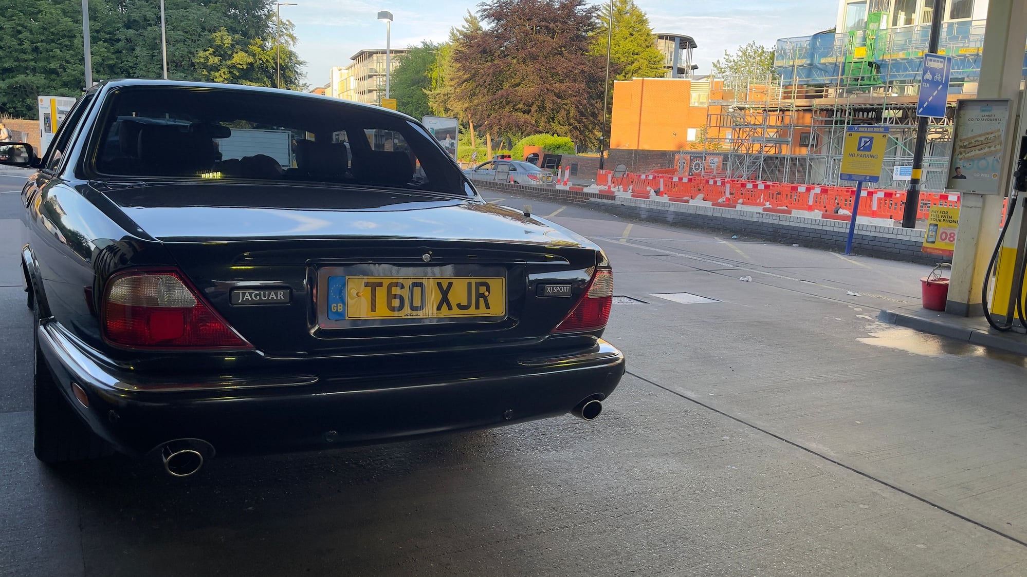 2001 Jaguar XJ8 - 2001 Jaguar XJ8 - Used - VIN KB0103271247 - 166,000 Miles - 8 cyl - 2WD - Automatic - Sedan - Black - Birmingham B1, United Kingdom