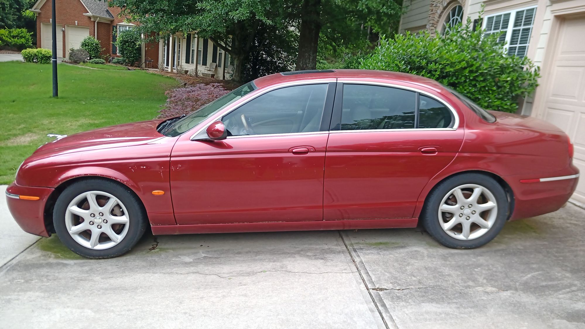 2005 Jaguar S-Type - 2005 Jaguar S-Type 4.2L V8 300hp - Project Car - Used - VIN SAJWA01U25HN25645 - 126,000 Miles - 8 cyl - 2WD - Automatic - Sedan - Red - Johns Creek, GA 30005, United States