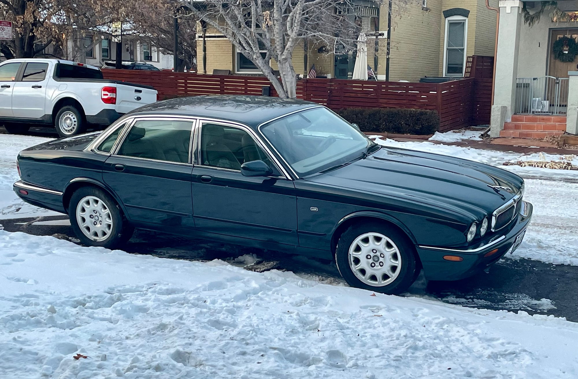 2002 Jaguar XJ8 - 2002 Green XJ8 Rebuilt computer installed 2023. Been stored so needs some tlc. Smooth - Used - VIN SAJDA14C42LF47769 - 110,500 Miles - 8 cyl - 2WD - Automatic - Sedan - Denver, CO 80211, United States