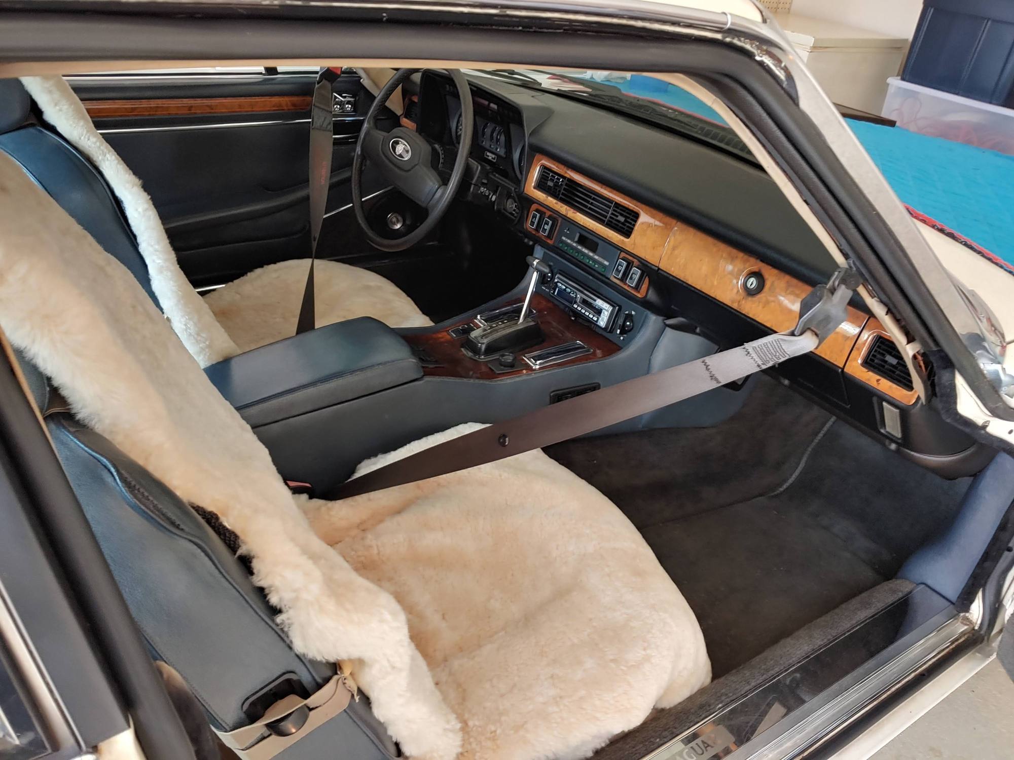 1988 Jaguar XJS - 1988 Jaguar XJS V12 - Used - VIN SAJNA5845JC144040 - 121,010 Miles - 12 cyl - Automatic - Coupe - White - Montgomery, AL 36116, United States