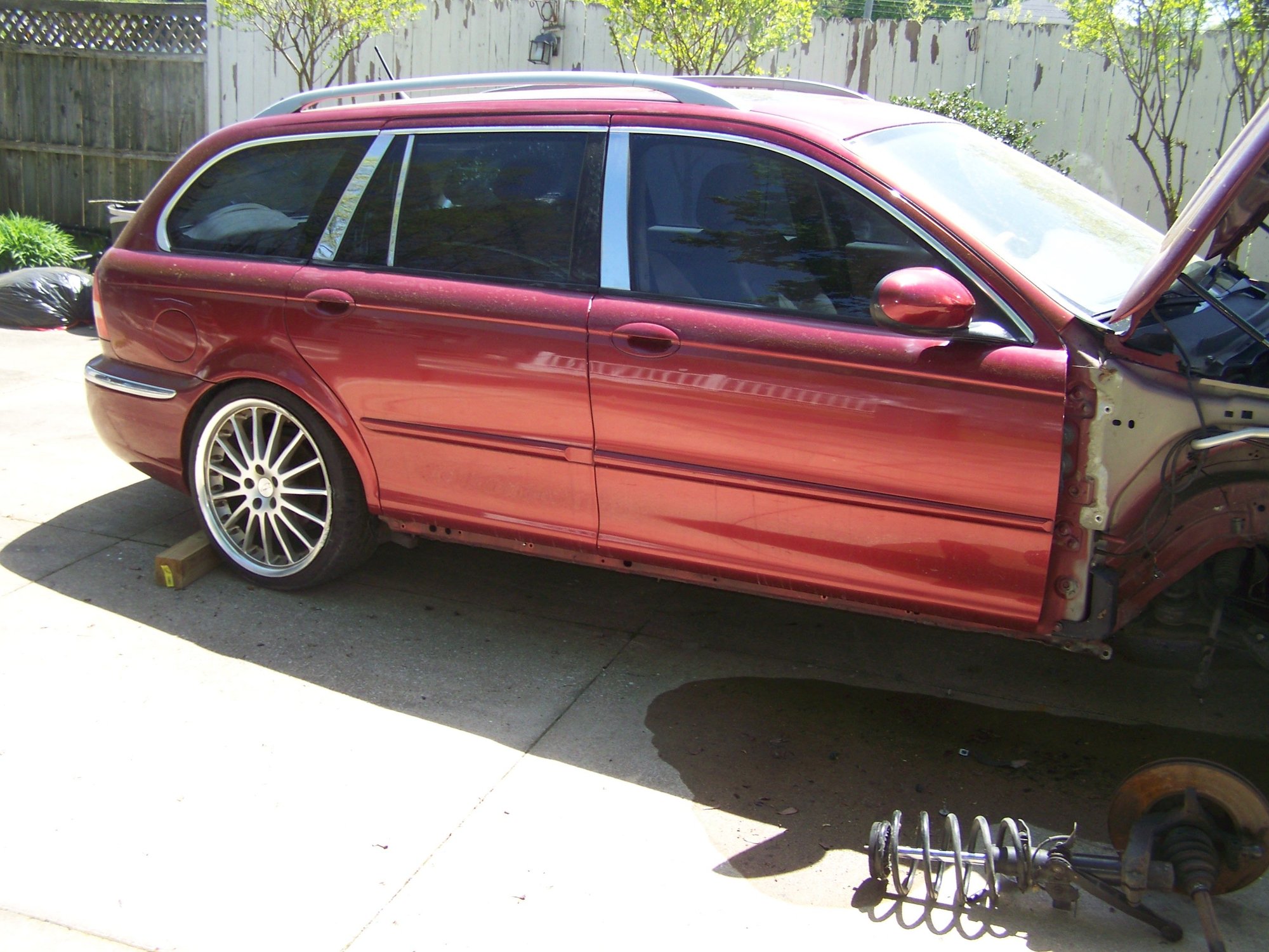 2006 Jaguar X-Type - Beautiful Low Mileage 2006 Jaguar X-Type Estate Wagon SAFlorida Car Complete Part-Out - Akron, OH 44320, United States