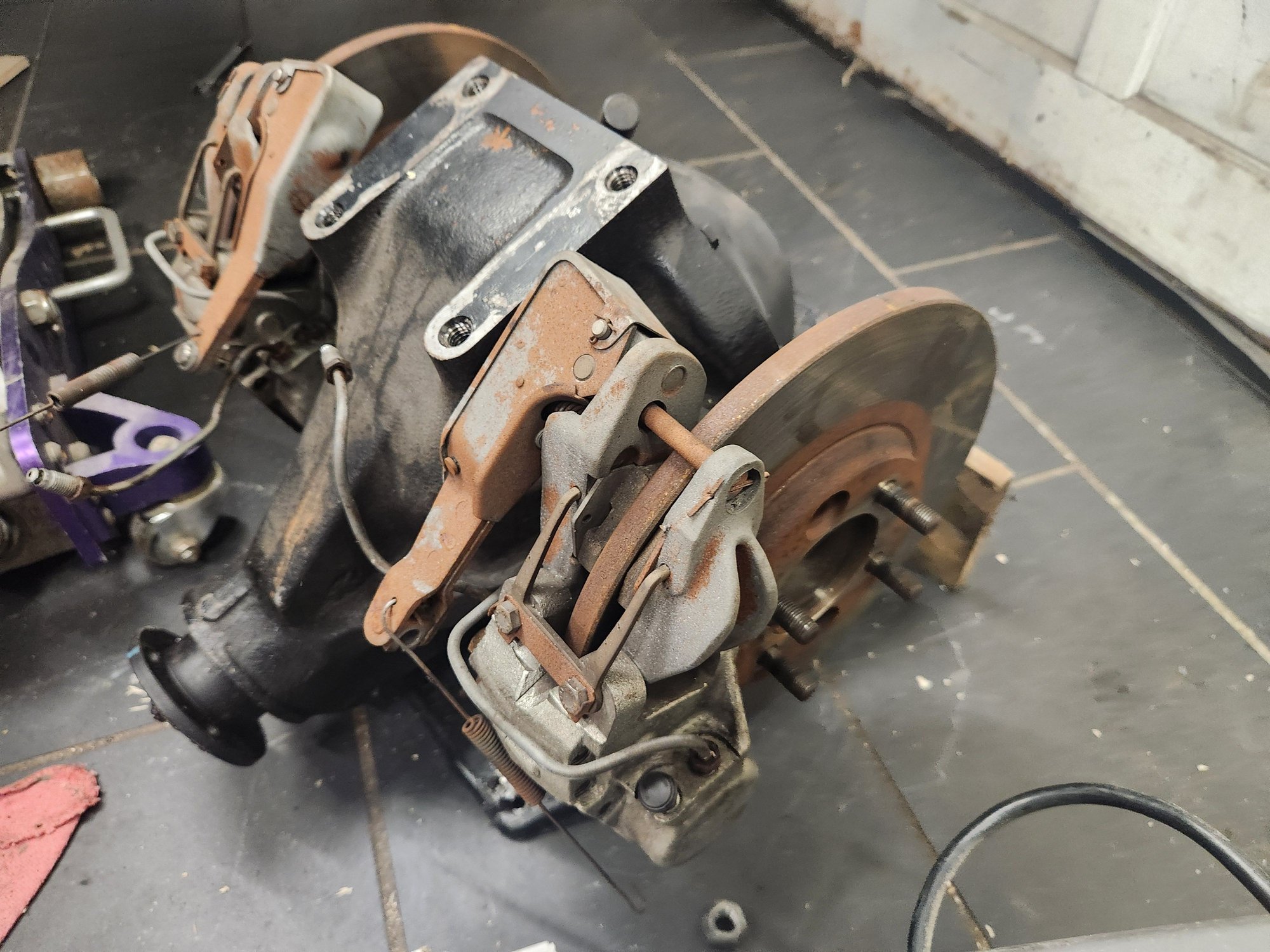 Drivetrain - For Sale: 3.31 rear end with Powr-Lok (needs a rebuild) - Used - -1 to 2025  All Models - Brooklyn, NY 11218, United States
