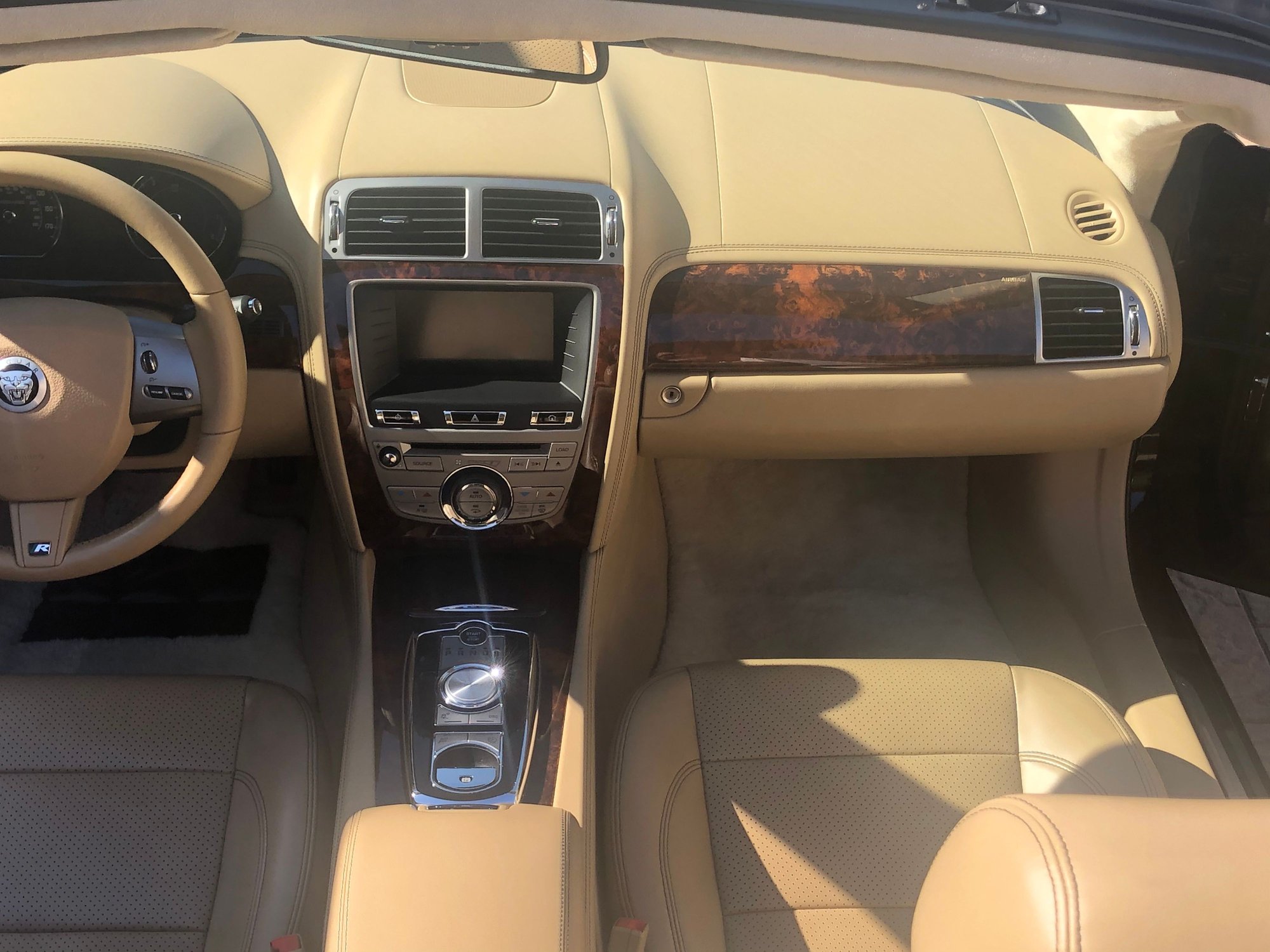 2011 Jaguar XKR - 2011 Jaguar XKR Convertible - Used - VIN SAJWA4ECXBMB42485 - 20,500 Miles - 8 cyl - 2WD - Automatic - Convertible - Black - La Quinta, CA 92253, United States