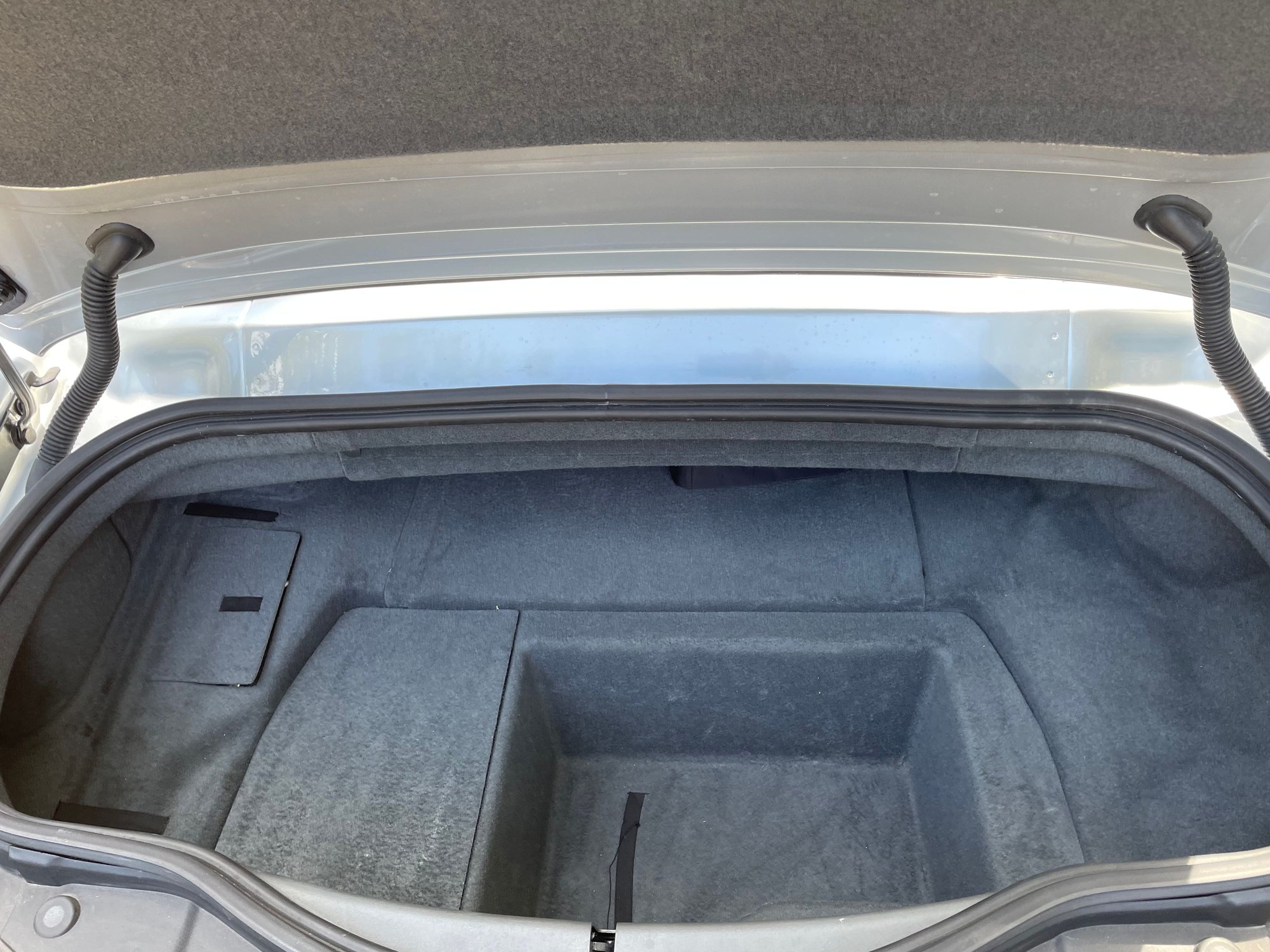 2014 Jaguar F-Type - My loss your gain - Used - VIN SAJWA6E7XE8K08672 - 32,420 Miles - 6 cyl - 2WD - Automatic - Convertible - Gray - New Braunfels, TX 78132, United States