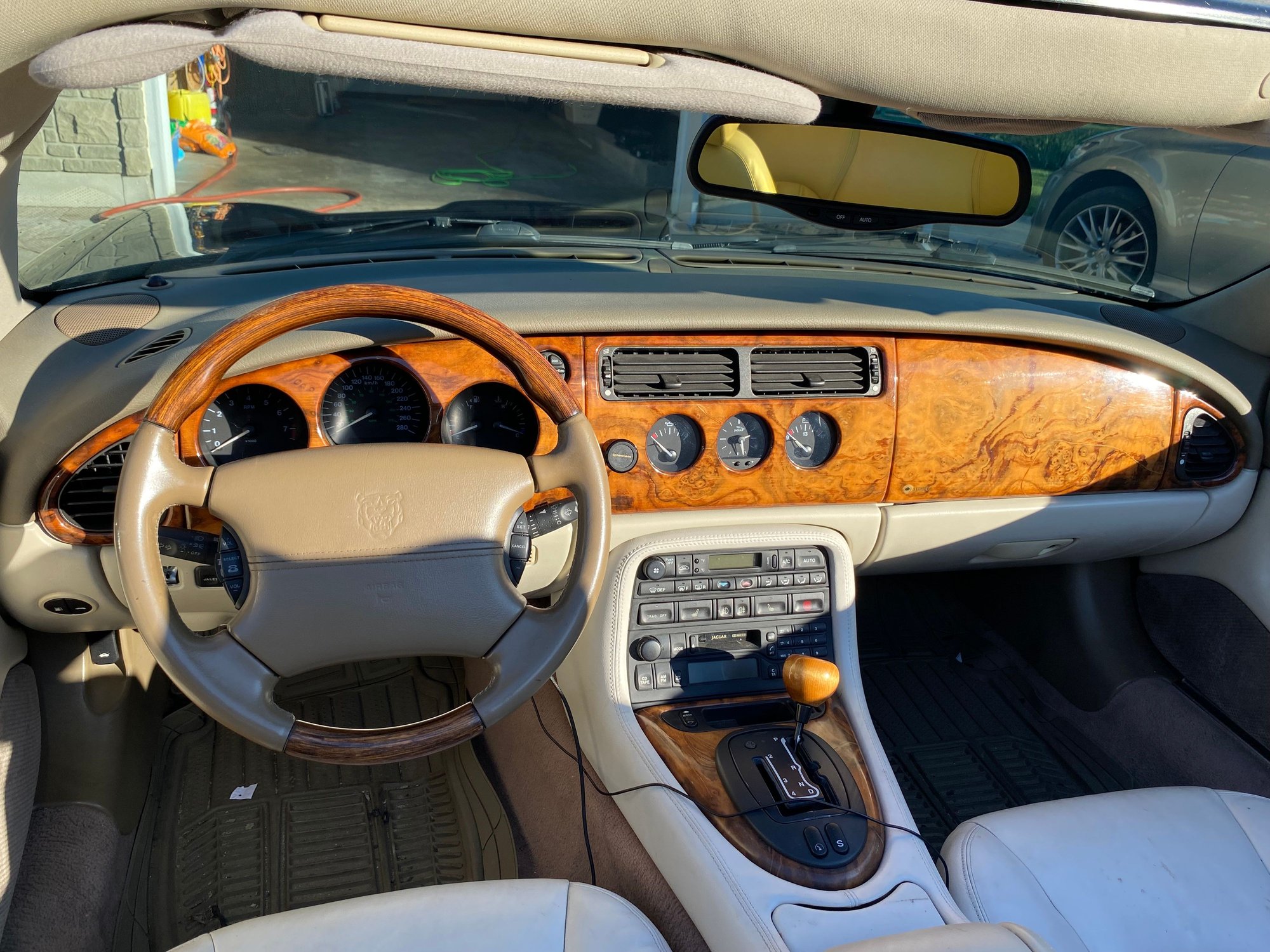 2002 Jaguar XK8 - 2002 XK8 convertible in sapphire blue with ivory seats. Belleville Ontario - Used - VIN sajfa42c62na29521 - 159,586 Miles - 8 cyl - 2WD - Automatic - Convertible - Blue - Belleville, ON K8N4Z4, Canada
