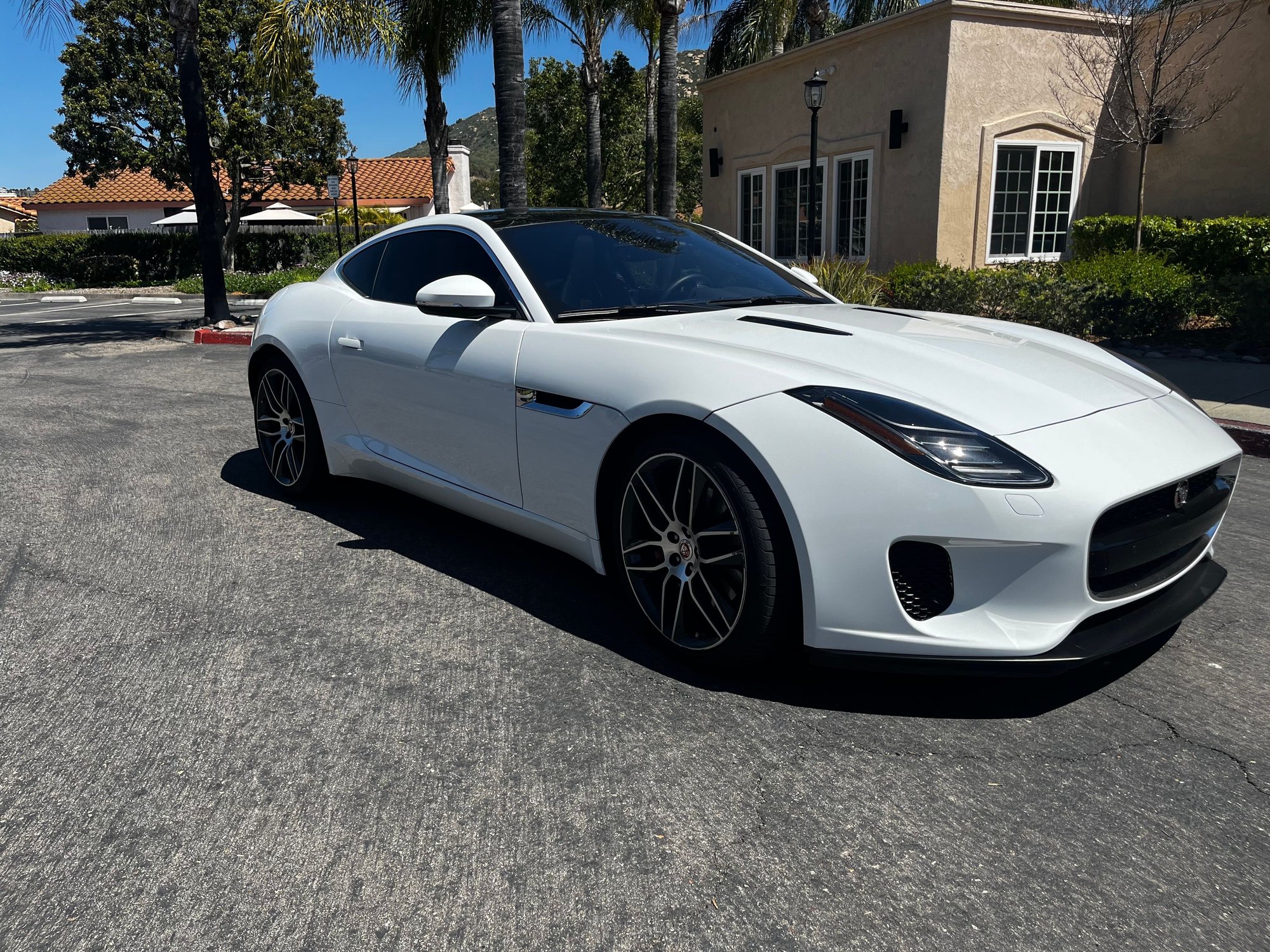 2020 Jaguar F-Type - 2020 F-Type P300 Coupe - Used - VIN SAJDD1GX3LCK68530 - 13,481 Miles - 4 cyl - 2WD - Automatic - Coupe - White - Fallbrook, CA 92028, United States